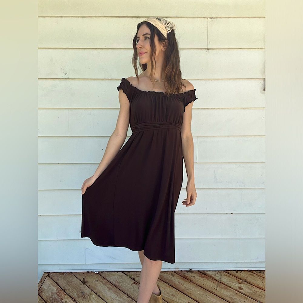 Brown Ruffled 90s American Living MIDI Dress